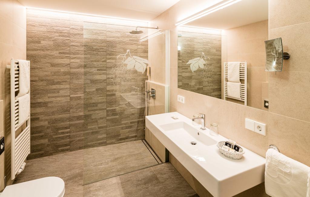 Hotel Girlanerhof Appiano Sulla Strada Del Vino Bilik gambar