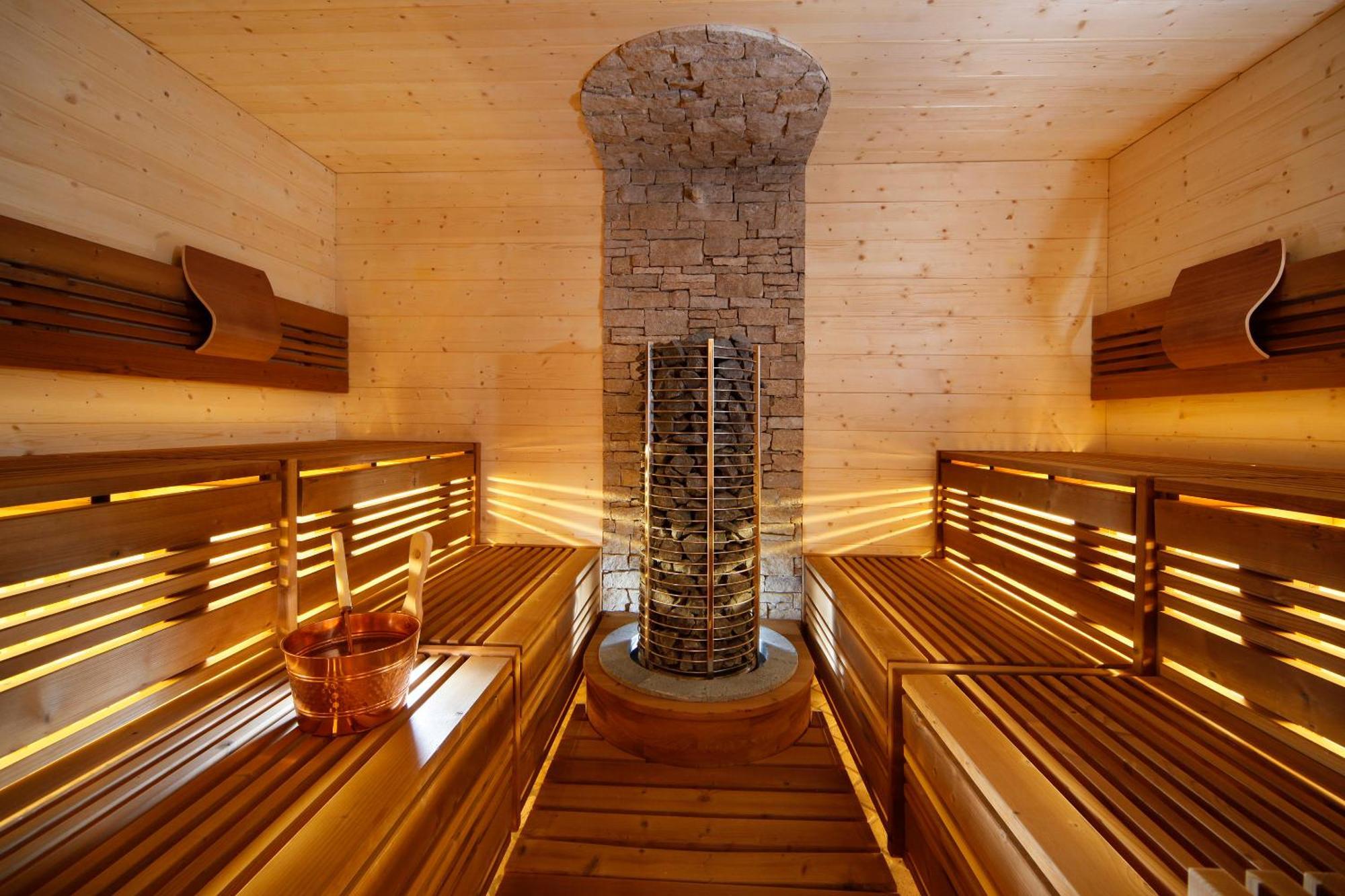 Hotel Girlanerhof Appiano Sulla Strada Del Vino Luaran gambar
