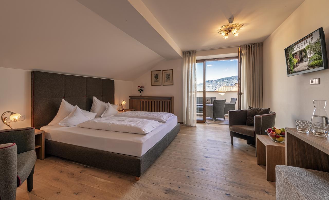 Hotel Girlanerhof Appiano Sulla Strada Del Vino Luaran gambar